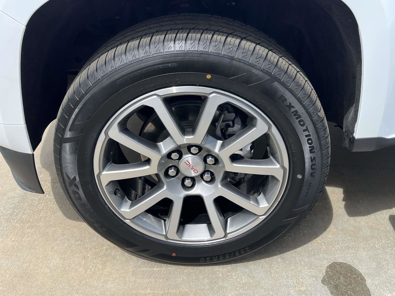 Used 2022 GMC Canyon Denali image 8