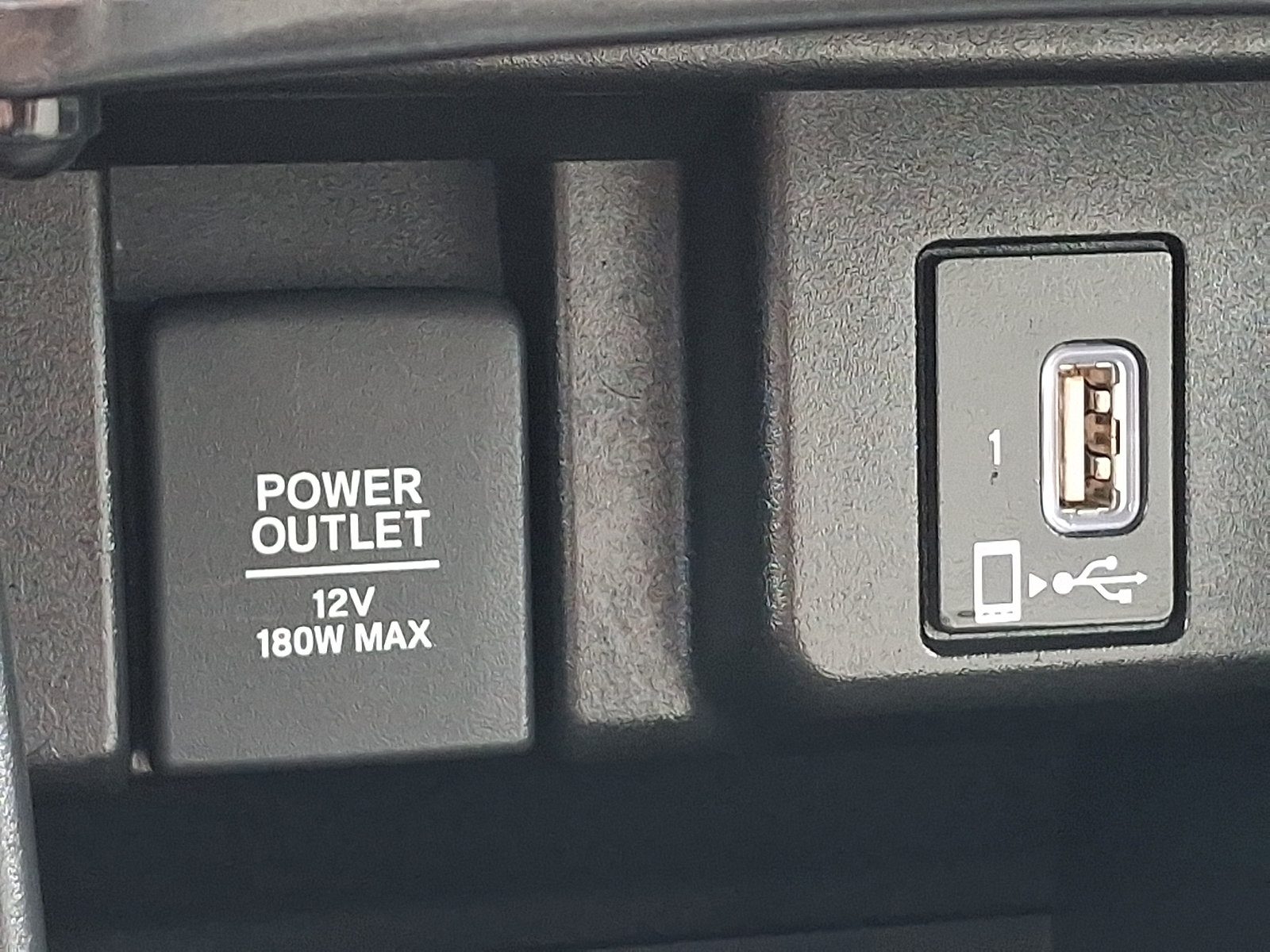 Used 2018 Honda Accord EX image 25