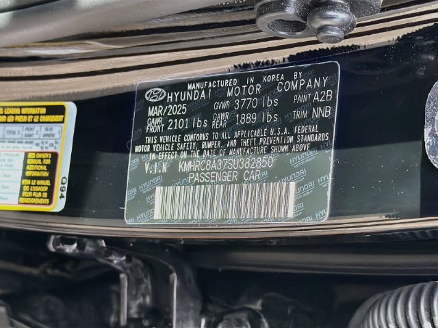 Certified 2025 Hyundai Venue SEL FWD image 31