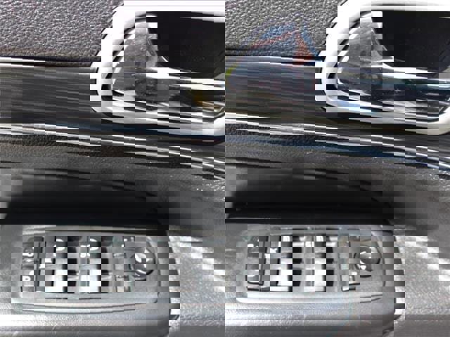 Used 2020 Jeep Grand Cherokee Limited w/ Trailer Tow Group IV image 23