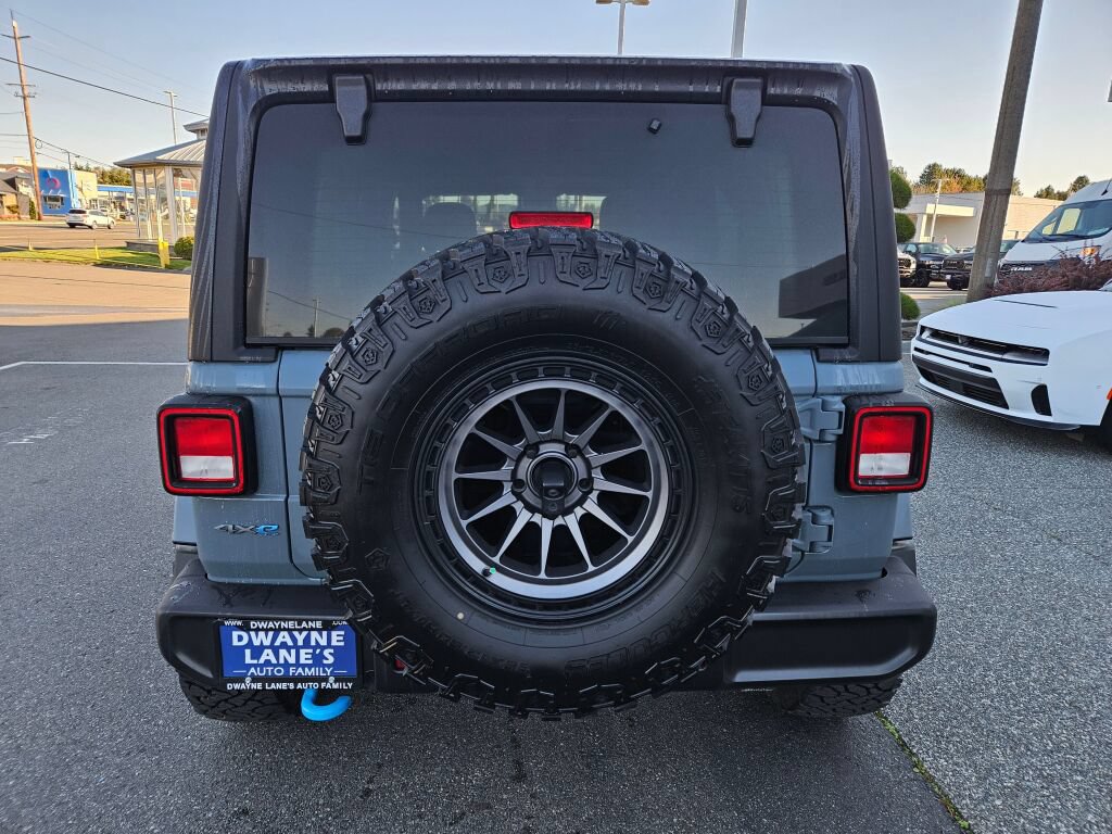 Used 2024 Jeep Wrangler Unlimited AWD/4WD image 4