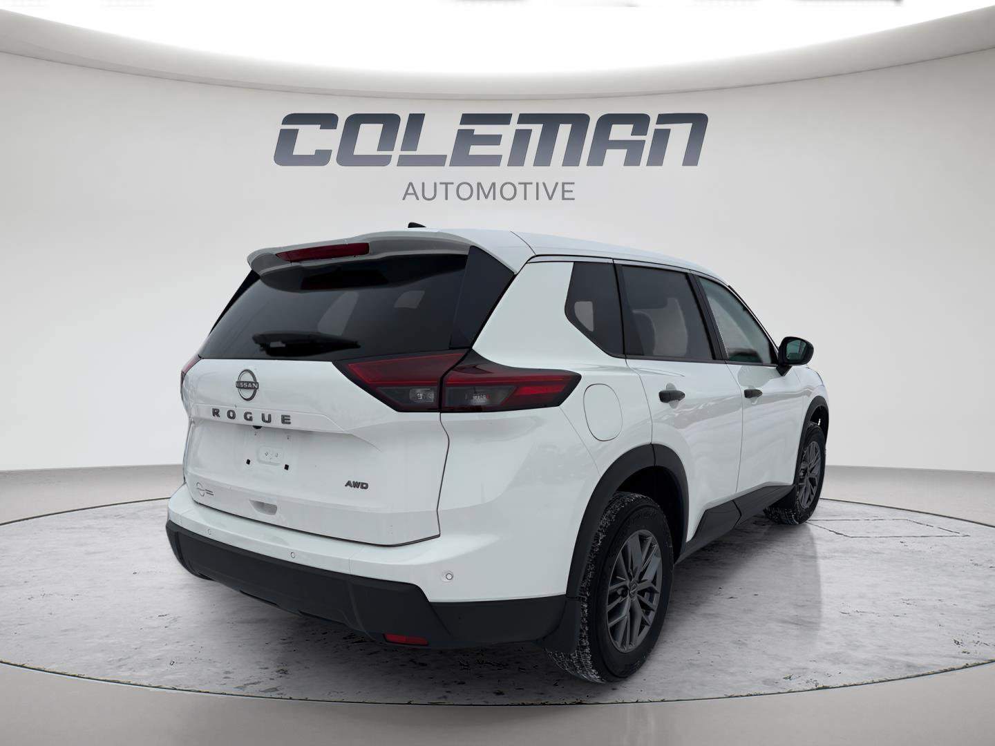 Used 2026 Nissan Rogue S image 5