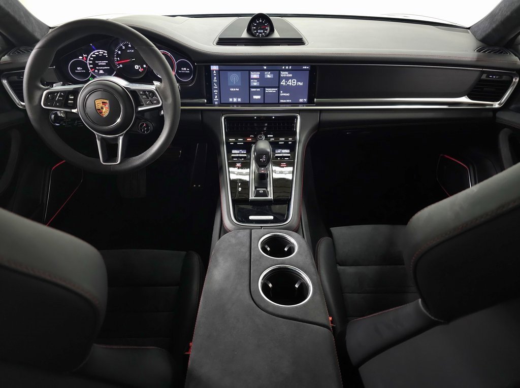 Used 2020 Porsche Panamera GTS image 14
