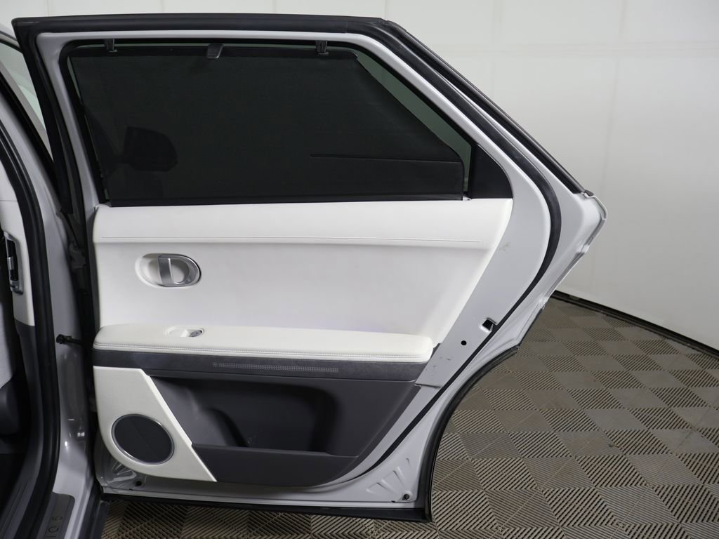 Used 2023 Hyundai Ioniq 5 Limited AWD/4WD image 30