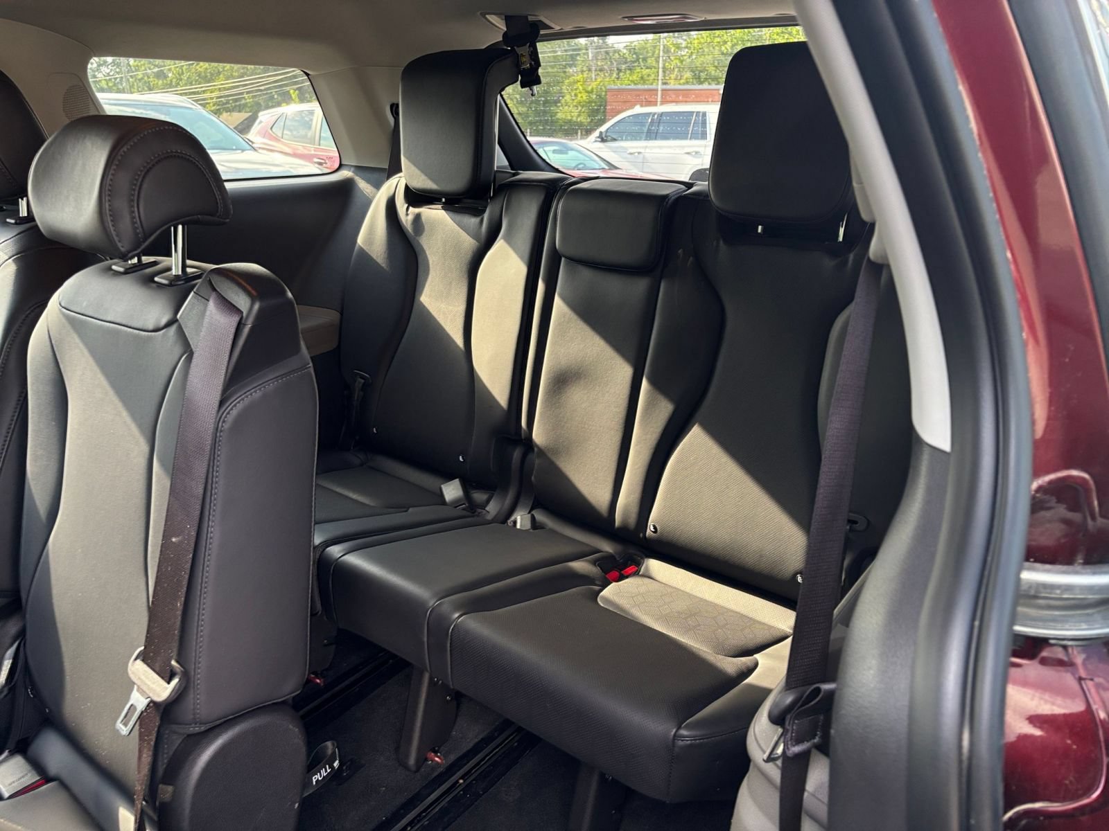 Used 2026 Kia Carnival FWD image 31