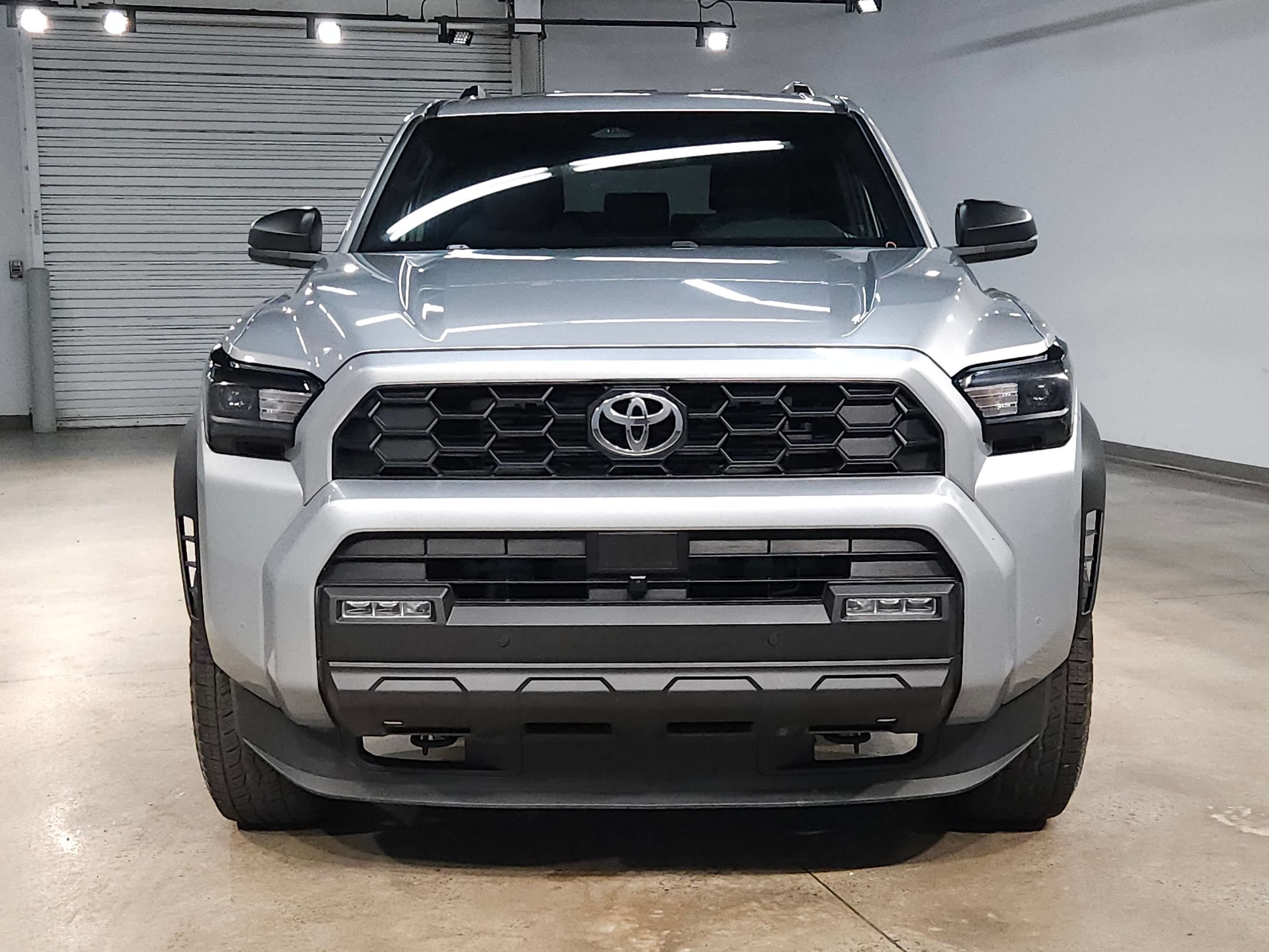 Used 2025 Toyota 4Runner TRD Off-Road AWD/4WD image 2