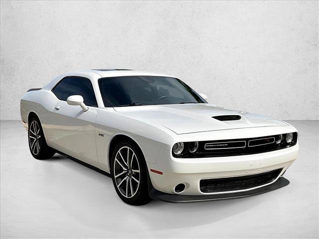 Used 2023 Dodge Challenger R/T RWD image 9