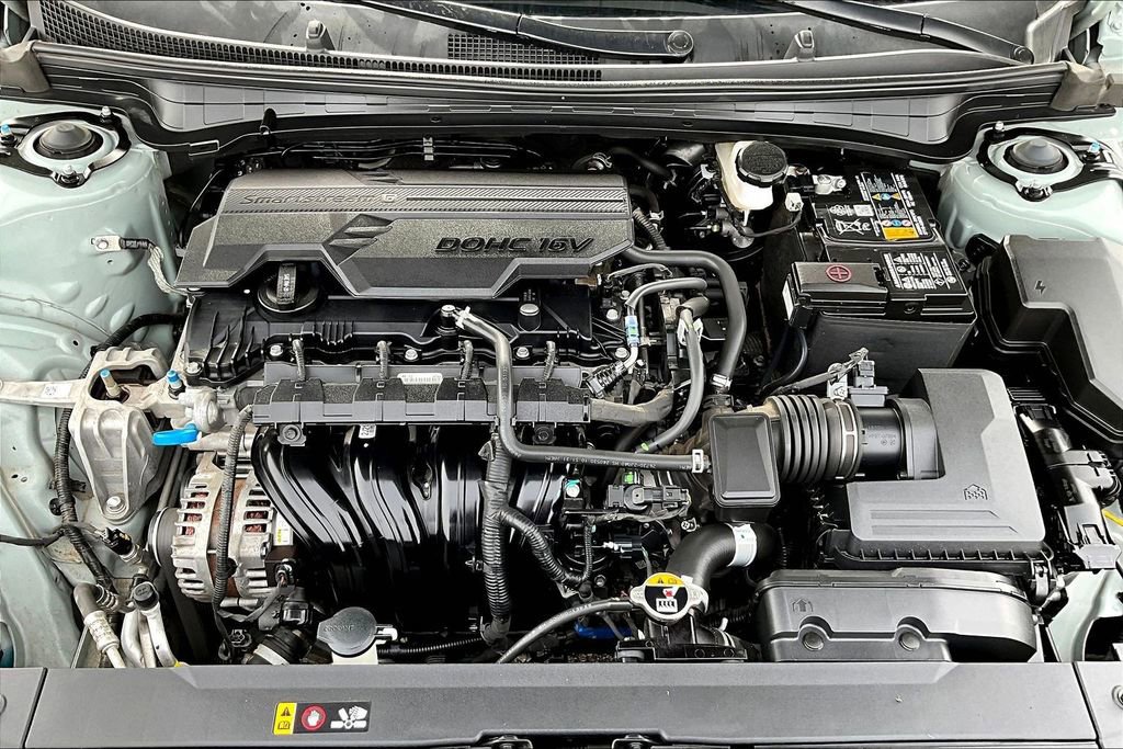 Used 2025 Kia K4 LXS image 27