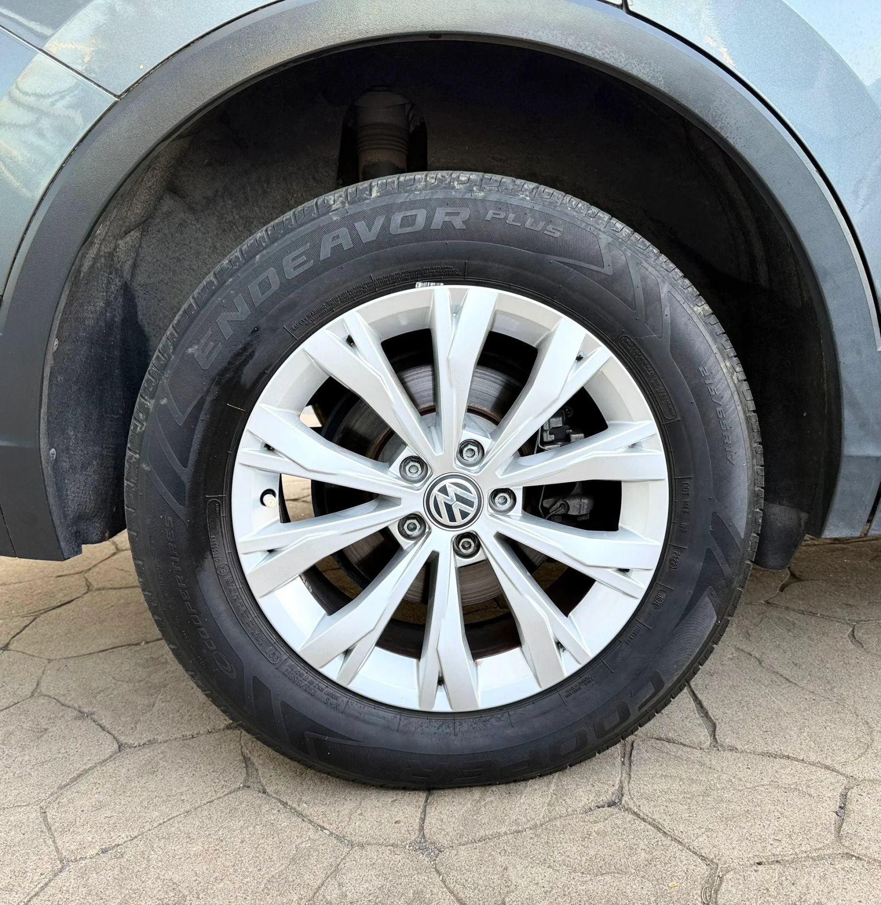 Used 2020 Volkswagen Tiguan S FWD image 45