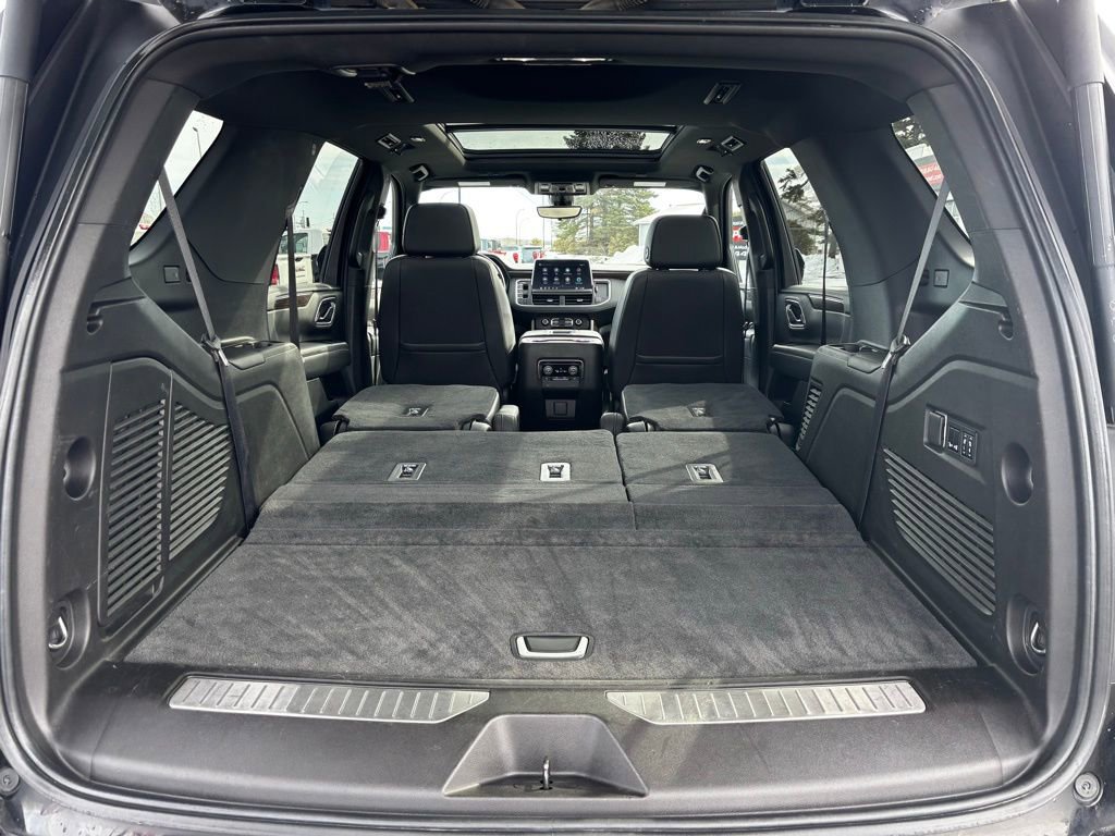 Used 2021 Chevrolet Tahoe High Country image 35