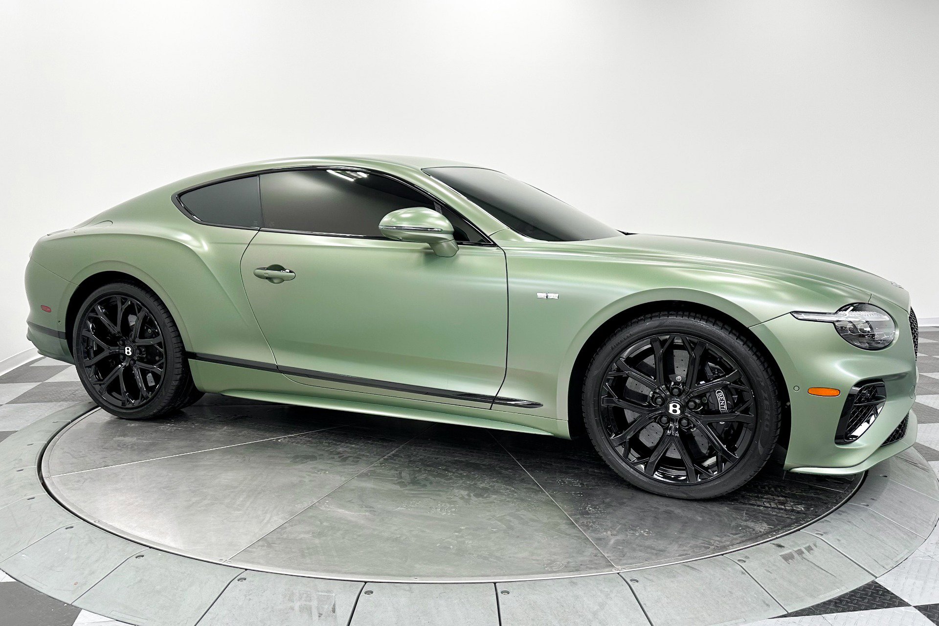 Used 2025 Bentley Continental GT Speed image 3