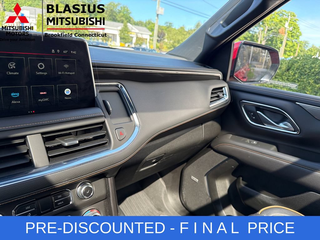 Used 2023 GMC Yukon AT4 w/ AT4 Premium Package AWD/4WD image 33