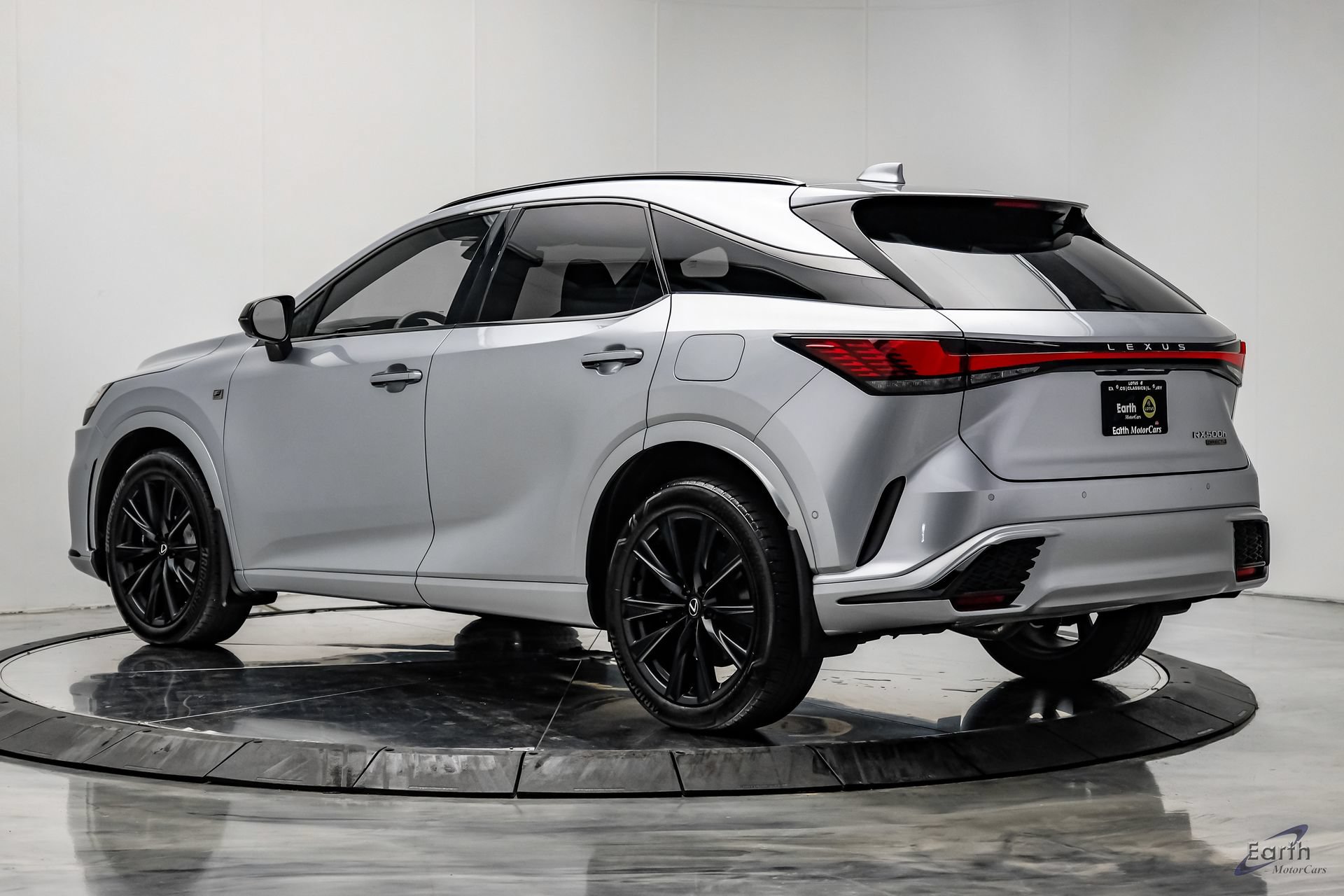 Used 2023 Lexus RX 500h F Sport w/ Cold Area Package AWD/4WD image 10