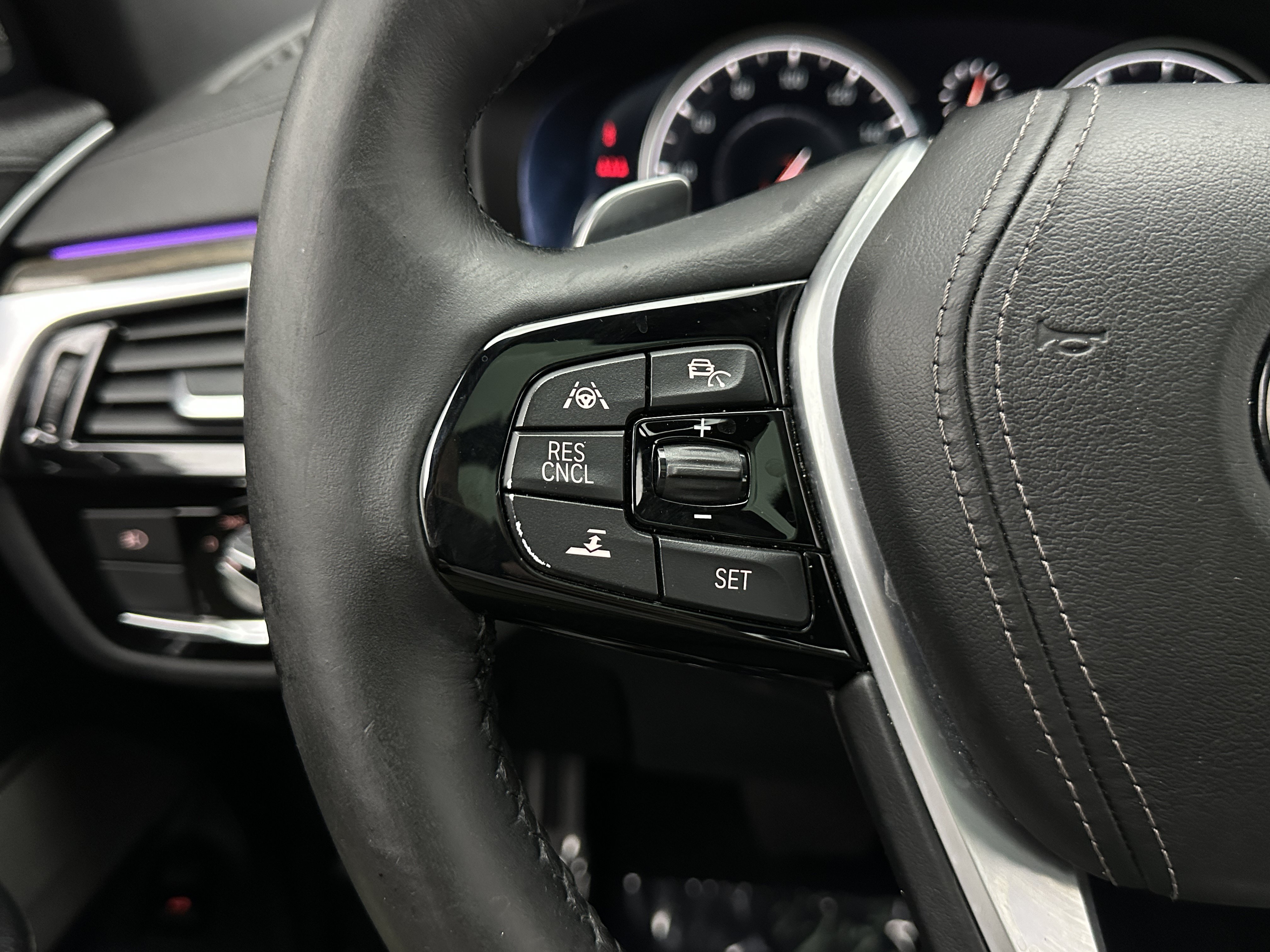 Used 2018 BMW 640i Gran Turismo xDrive AWD/4WD image 27