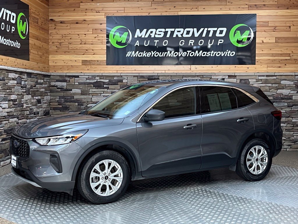 Used 2023 Ford Escape Active AWD/4WD image 6