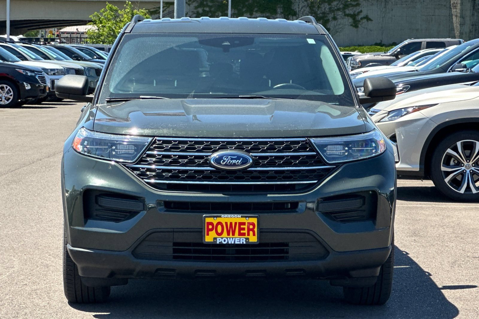 Used 2022 Ford Explorer XLT AWD/4WD image 9