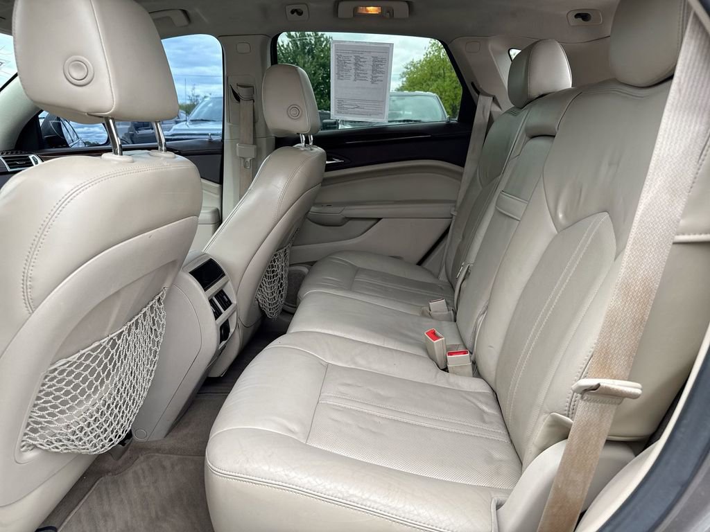 Used 2011 Cadillac SRX Luxury FWD image 24