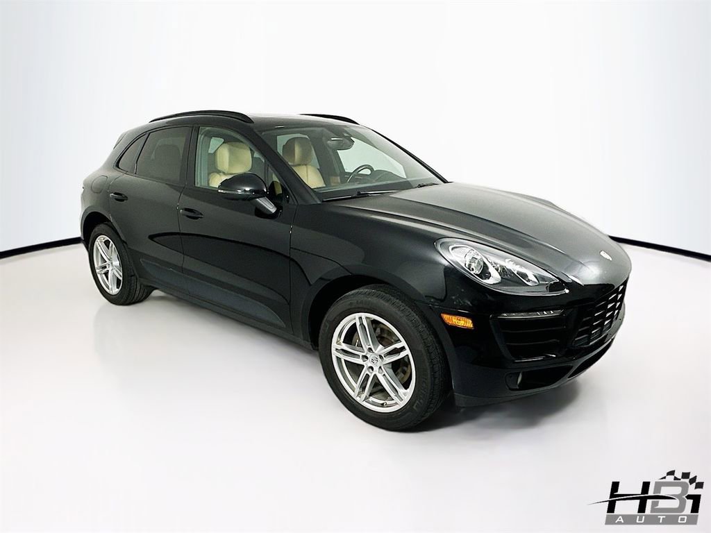Used 2018 Porsche Macan AWD/4WD image 4