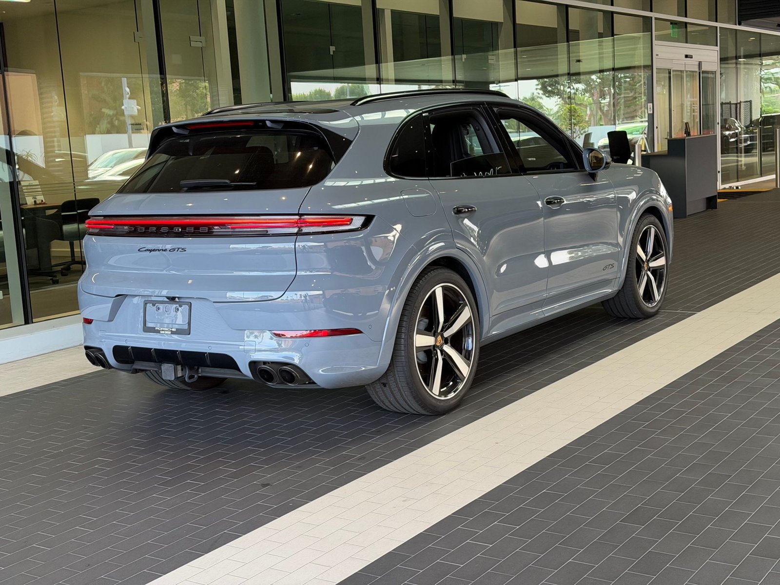 Certified 2025 Porsche Cayenne GTS AWD/4WD image 24