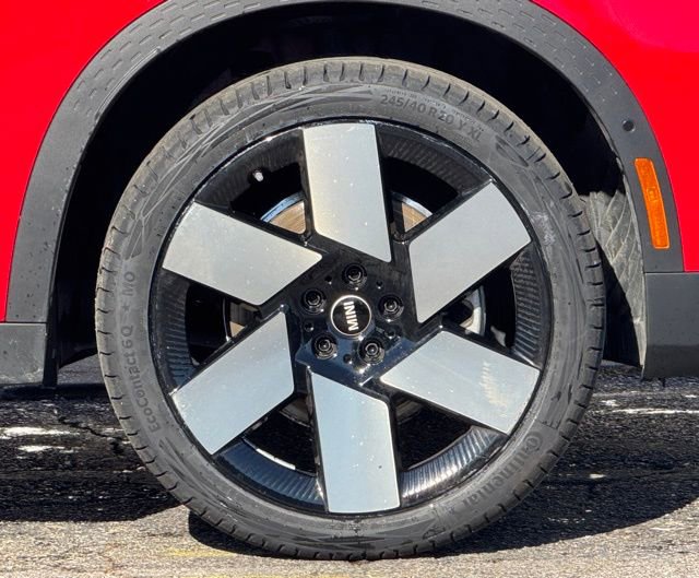 Used 2025 MINI Cooper Countryman S w/ Comfort Package Max video 3