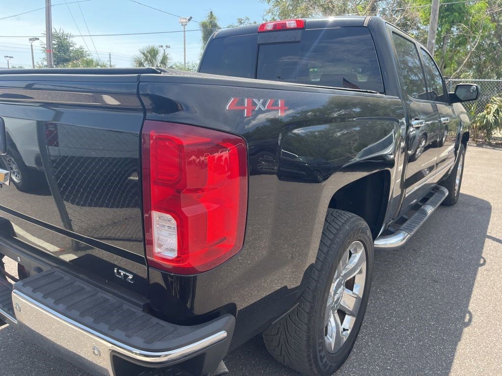 Used 2018 Chevrolet Silverado 1500 LTZ w/ Sport Package AWD/4WD image 7
