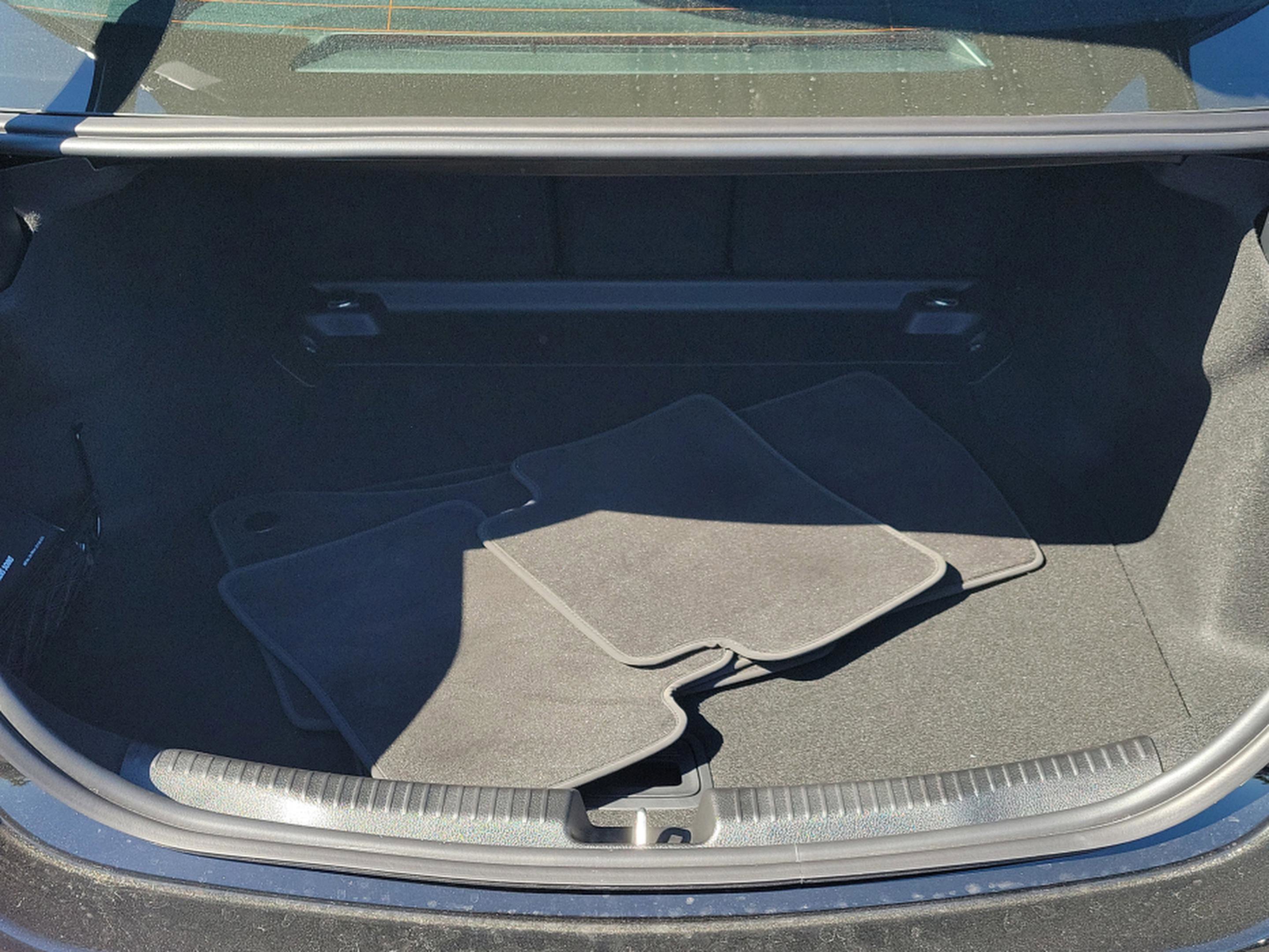 Certified 2025 Mercedes-Benz C 300 Sedan image 32