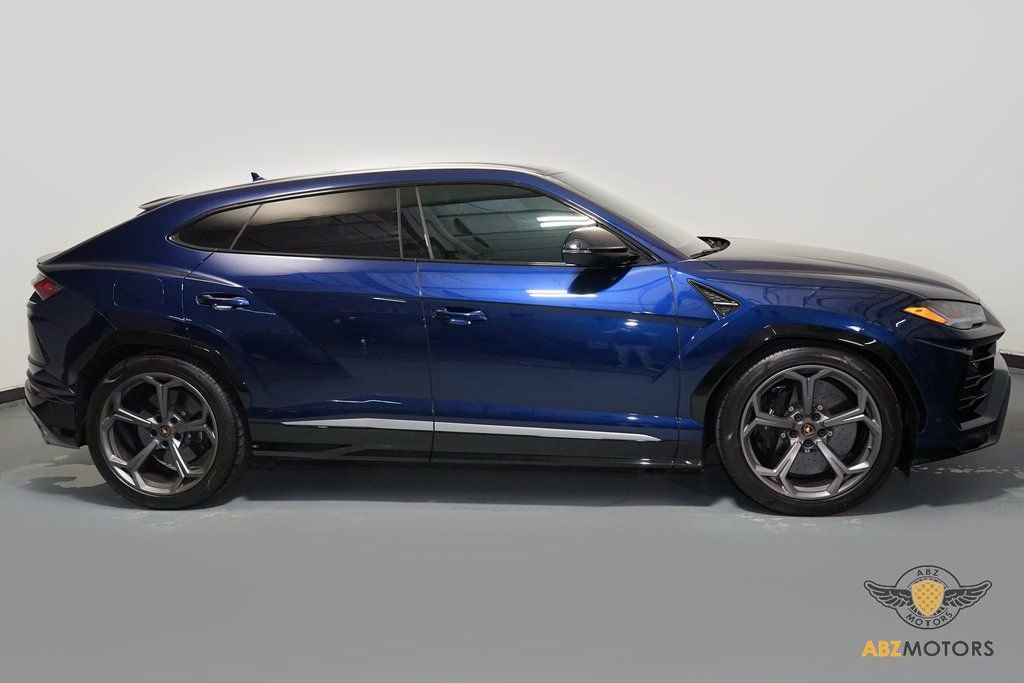 Used 2019 Lamborghini Urus image 4