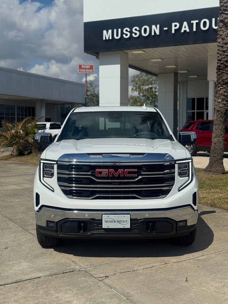 New 2026 GMC Sierra 1500 SLT image 3