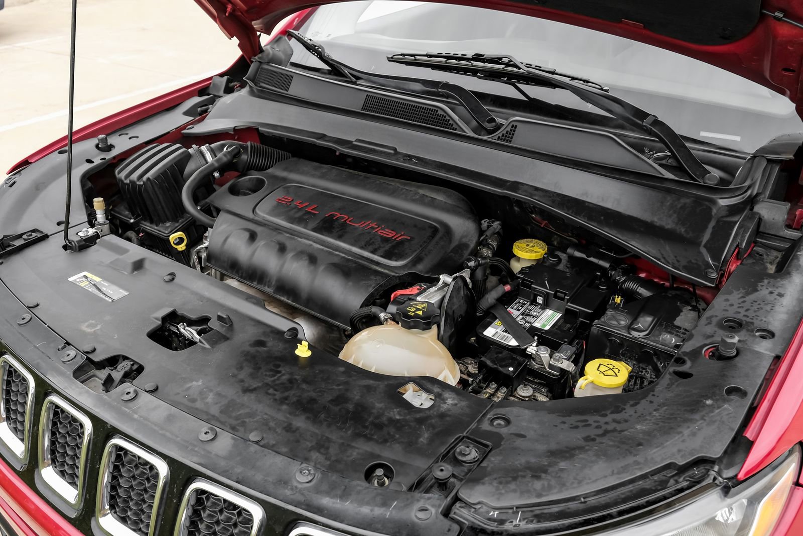 Used 2017 Jeep Compass Latitude w/ Popular Equipment Group FWD image 47