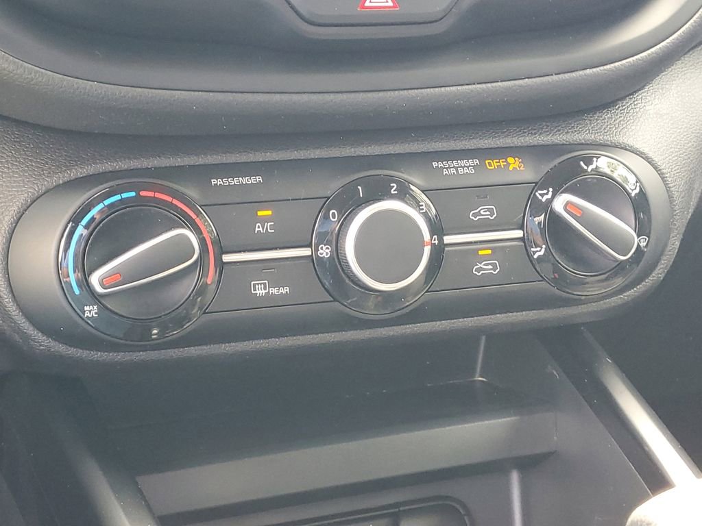 Used 2020 Kia Soul LX FWD image 23