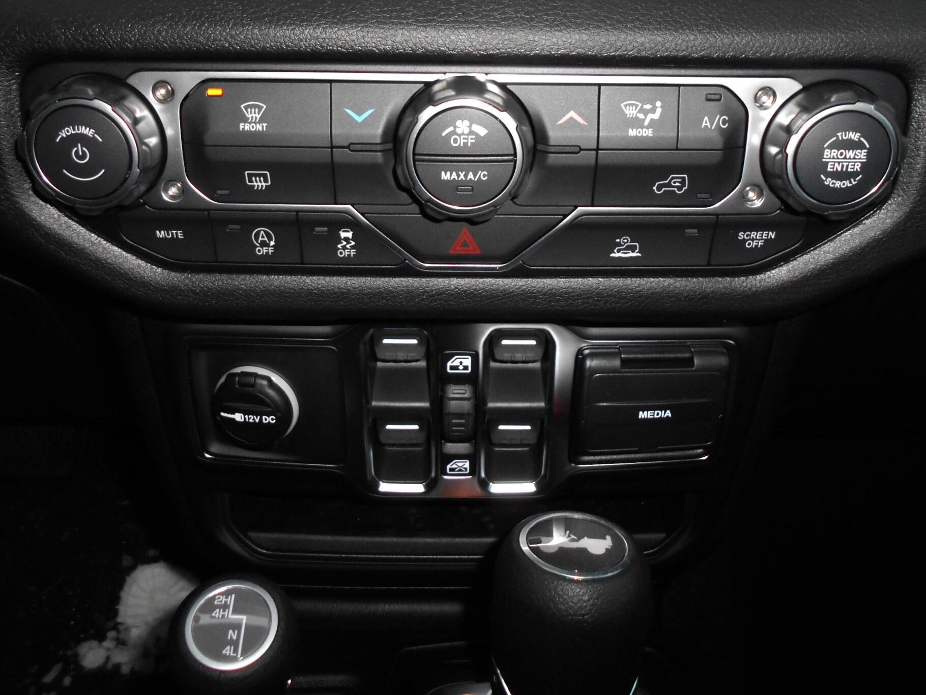 New 2026 Jeep Wrangler Unlimited Sport AWD/4WD image 16