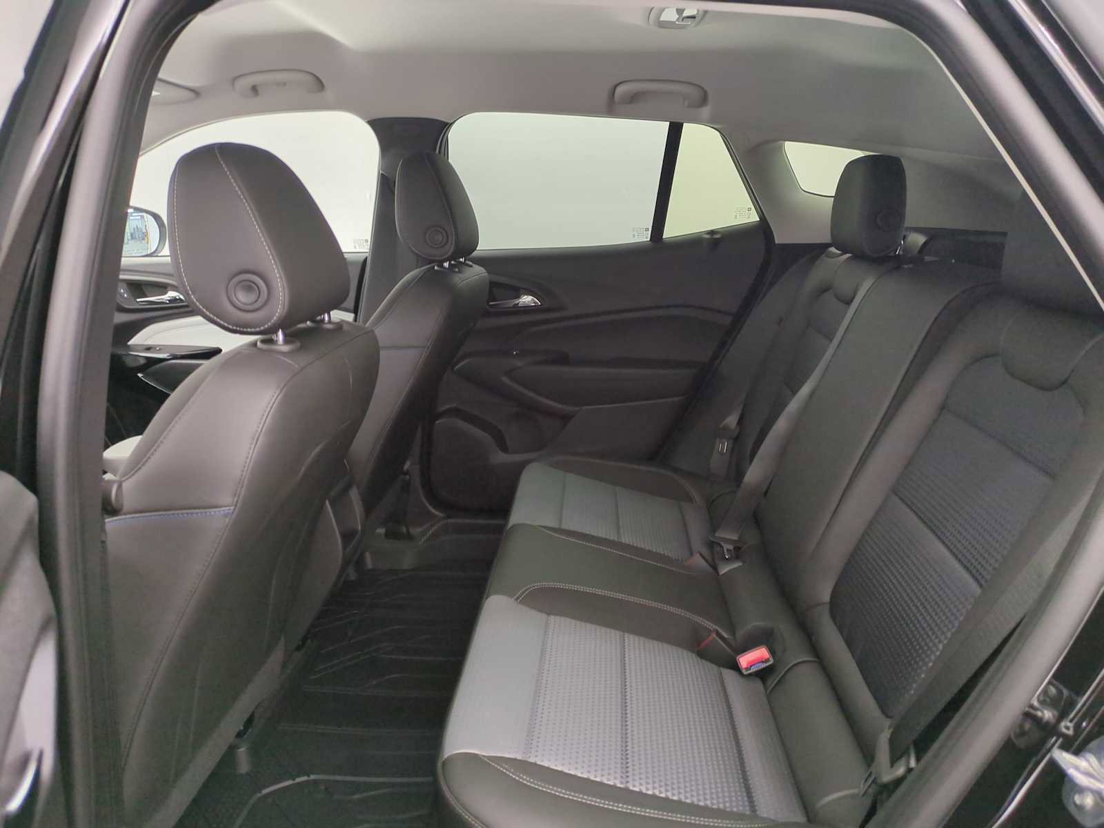 New 2026 Chevrolet Trax LT w/ Driver Confidence Package image 18