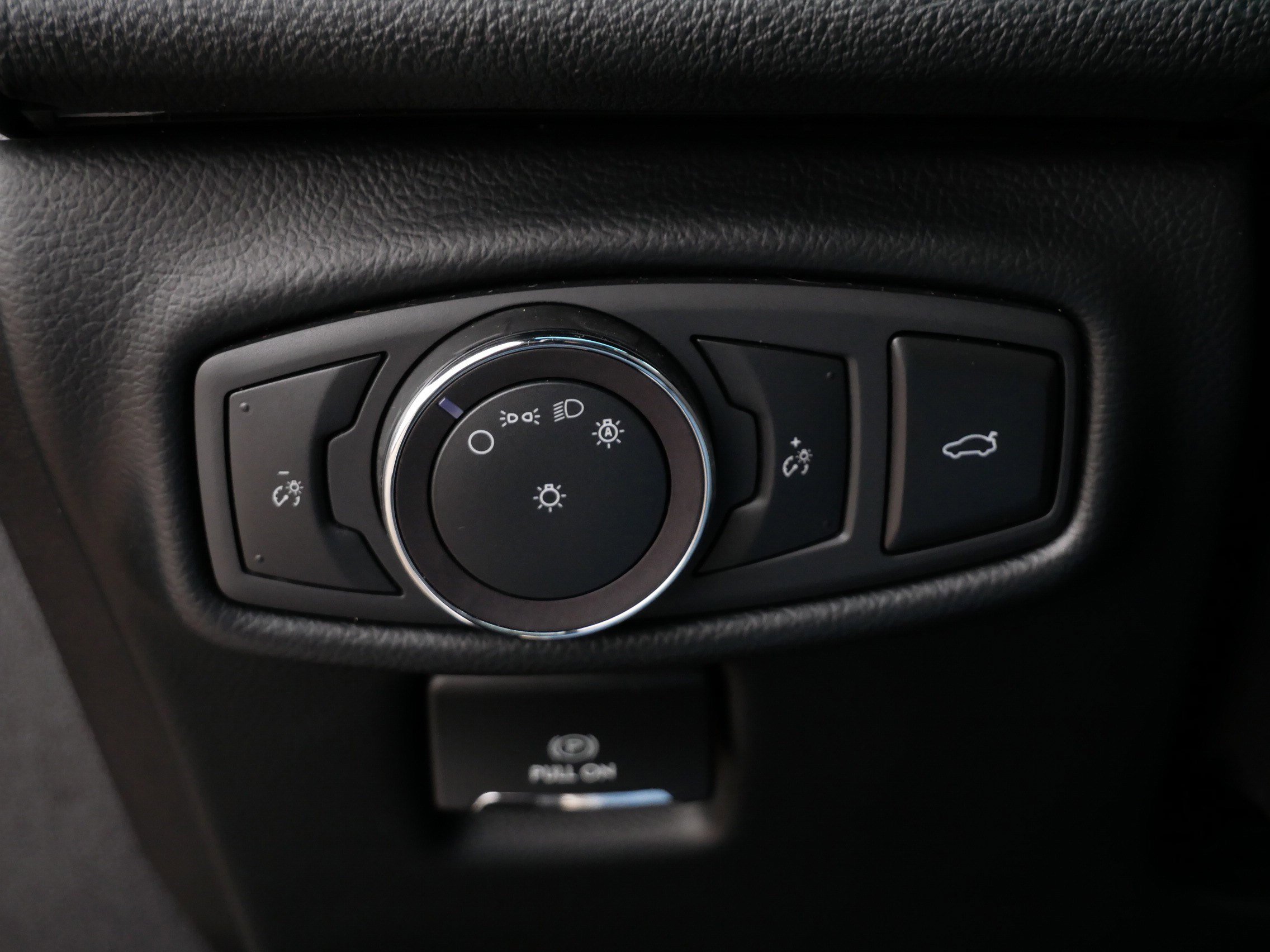 Used 2019 Lincoln MKZ Reserve image 27