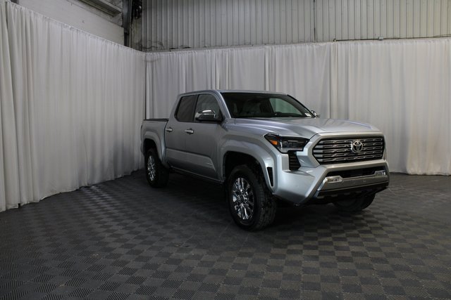 Used 2024 Toyota Tacoma Limited image 30