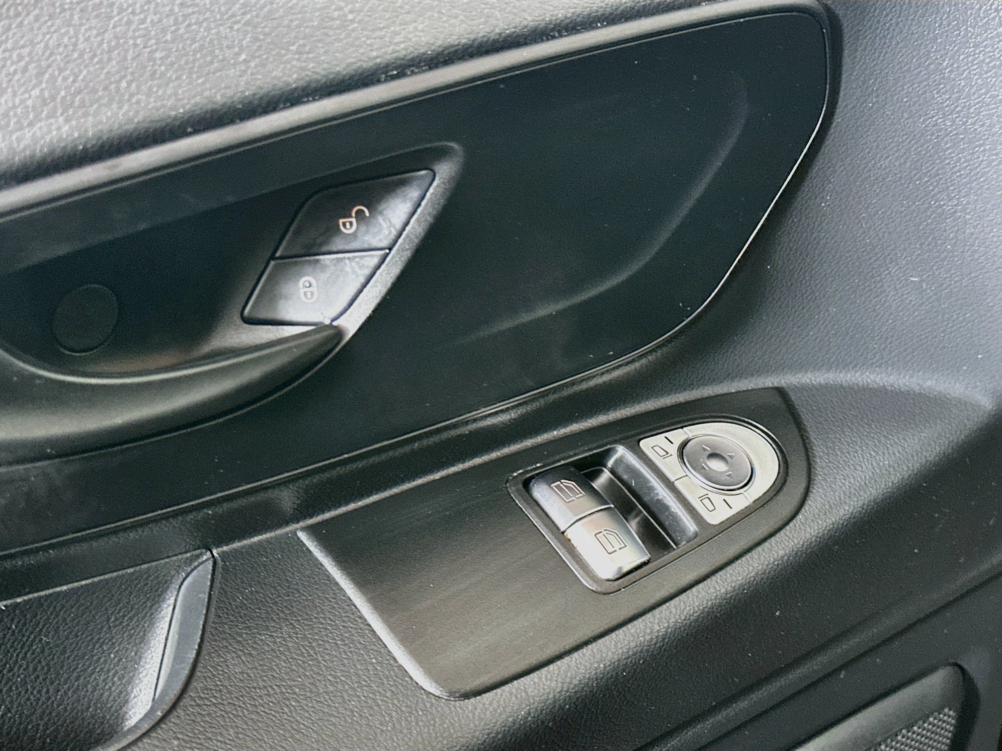 Used 2020 Mercedes-Benz Metris image 15