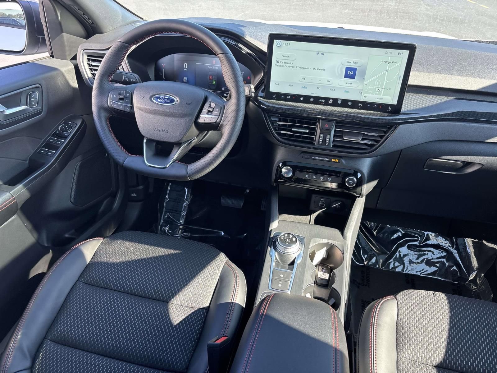 New 2026 Ford Escape ST-Line w/ Tech Pack #1 image 32