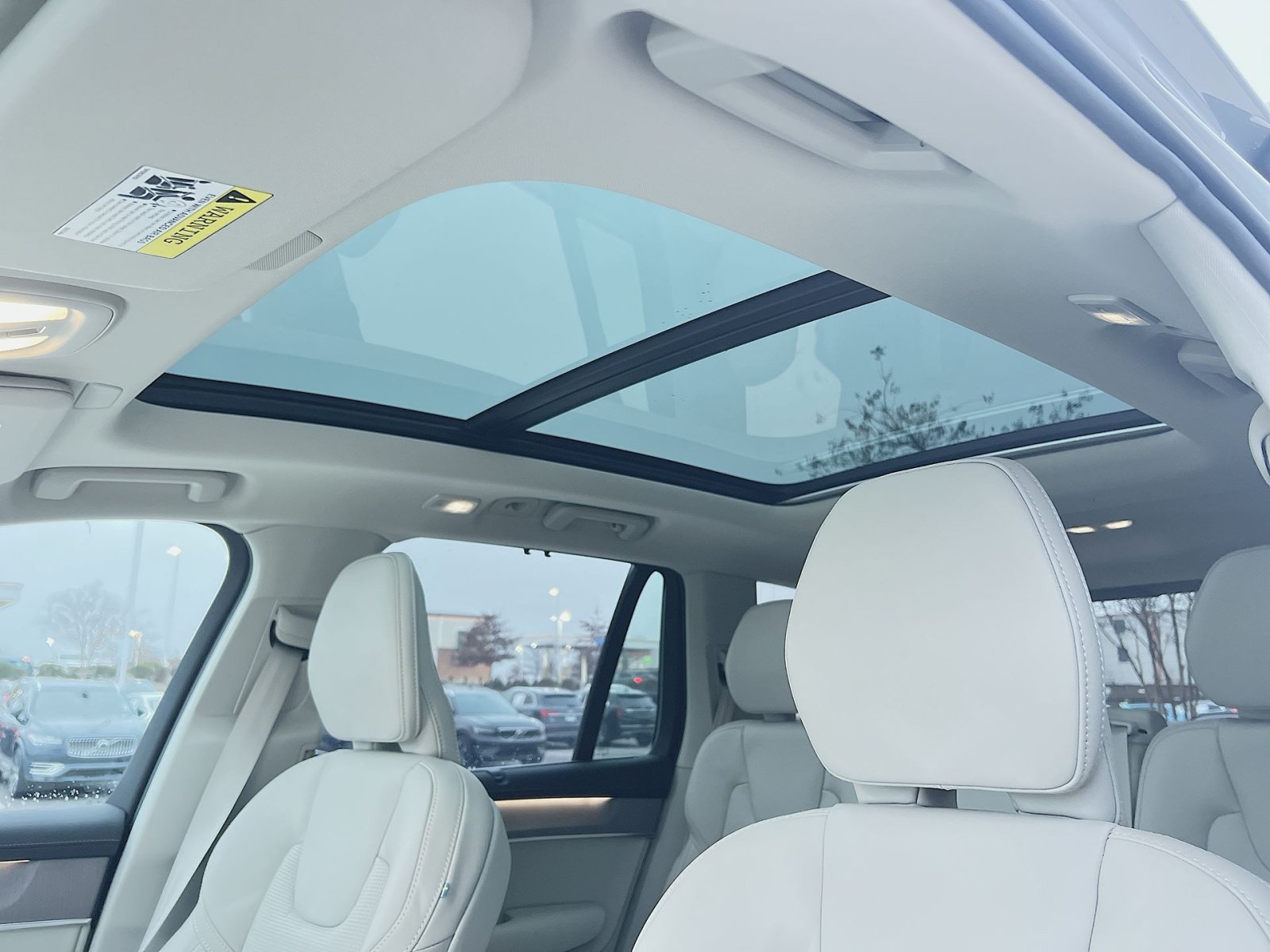 New 2026 Volvo XC90 T8 Ultra w/ Protection Package Premier AWD/4WD image 32