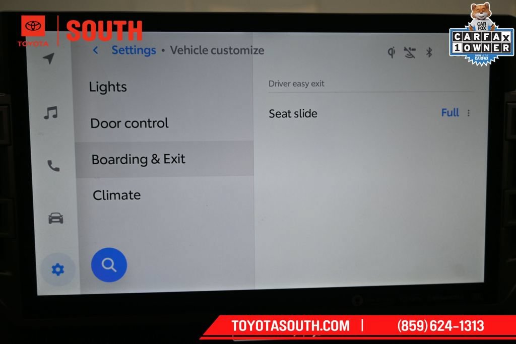 Used 2023 Toyota Sequoia Limited w/ Tow Technology Package AWD/4WD image 15