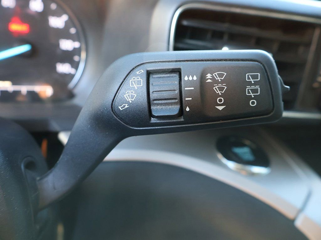 Used 2023 Ford Explorer XLT w/ Equipment Group 202A RWD image 50