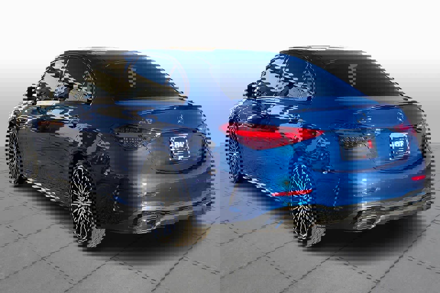 Used 2023 Mercedes-Benz C 300 Sedan image 11