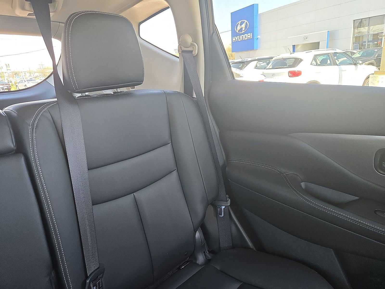 Used 2023 Nissan Murano SV w/ SV Midnight Edition Package image 14