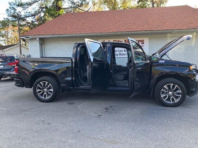 Used 2021 Chevrolet Silverado 1500 RST image 9