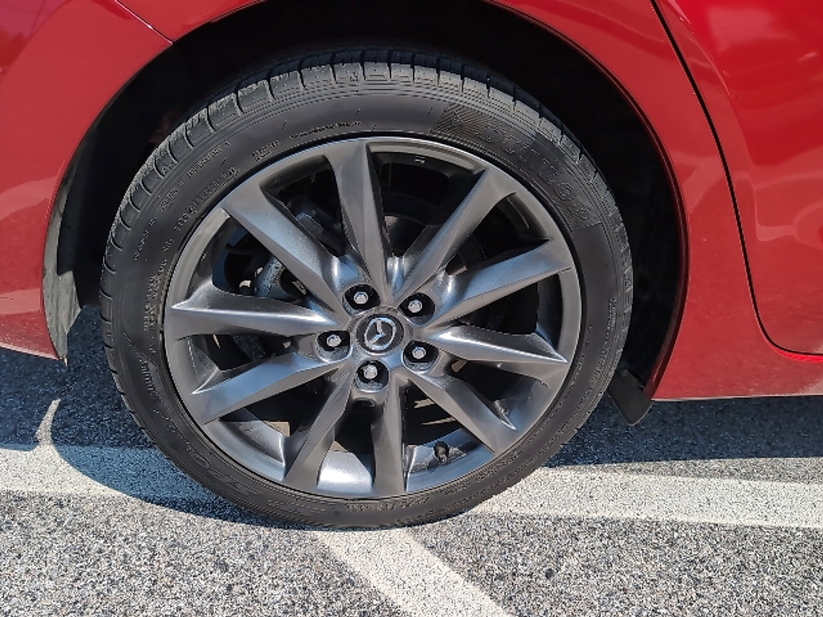 Used 2018 MAZDA MAZDA3 Touring FWD image 19