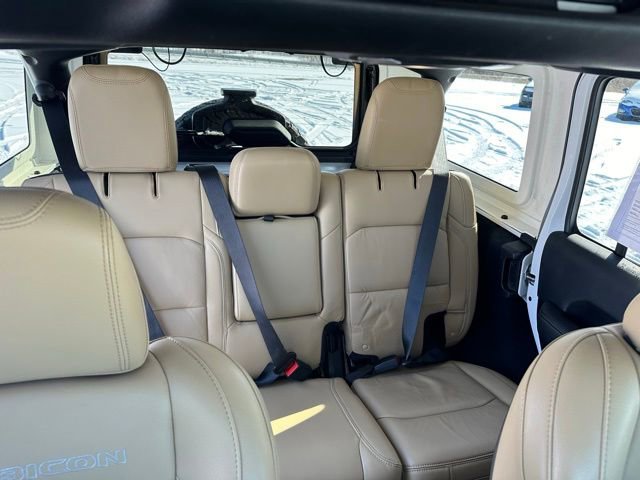 Used 2018 Jeep Wrangler Unlimited Rubicon image 36