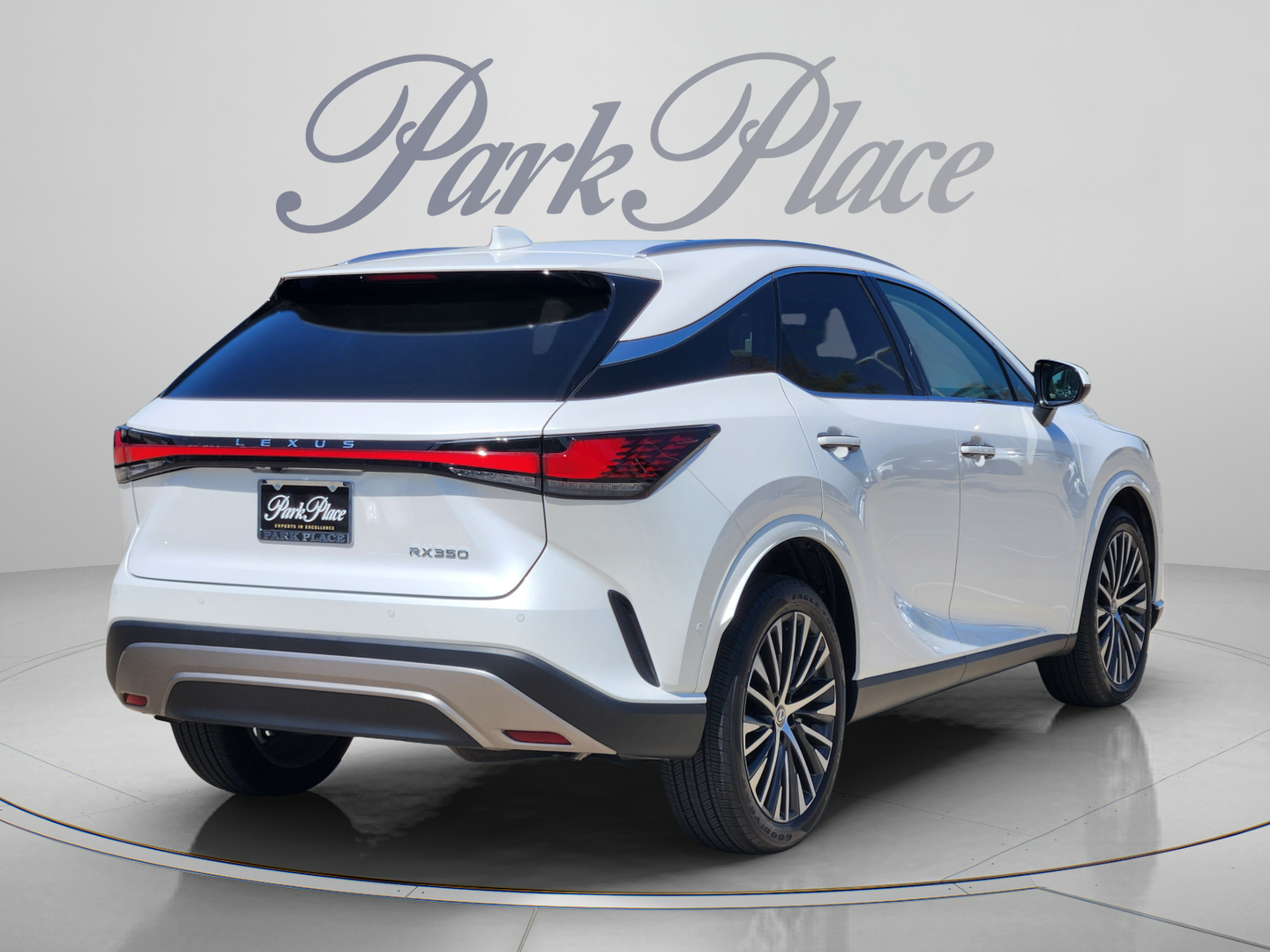 Used 2025 Lexus RX 350 Premium Plus w/ Convenience Package FWD image 5