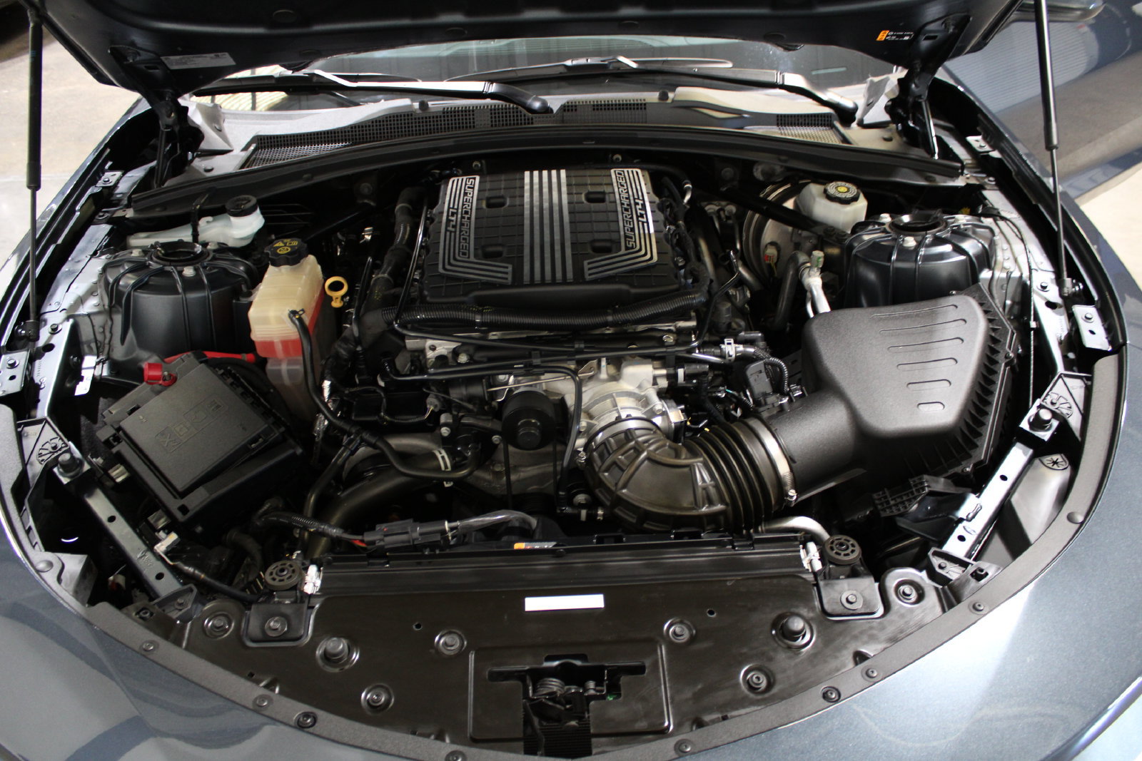 Used 2019 Chevrolet Camaro ZL1 RWD image 36