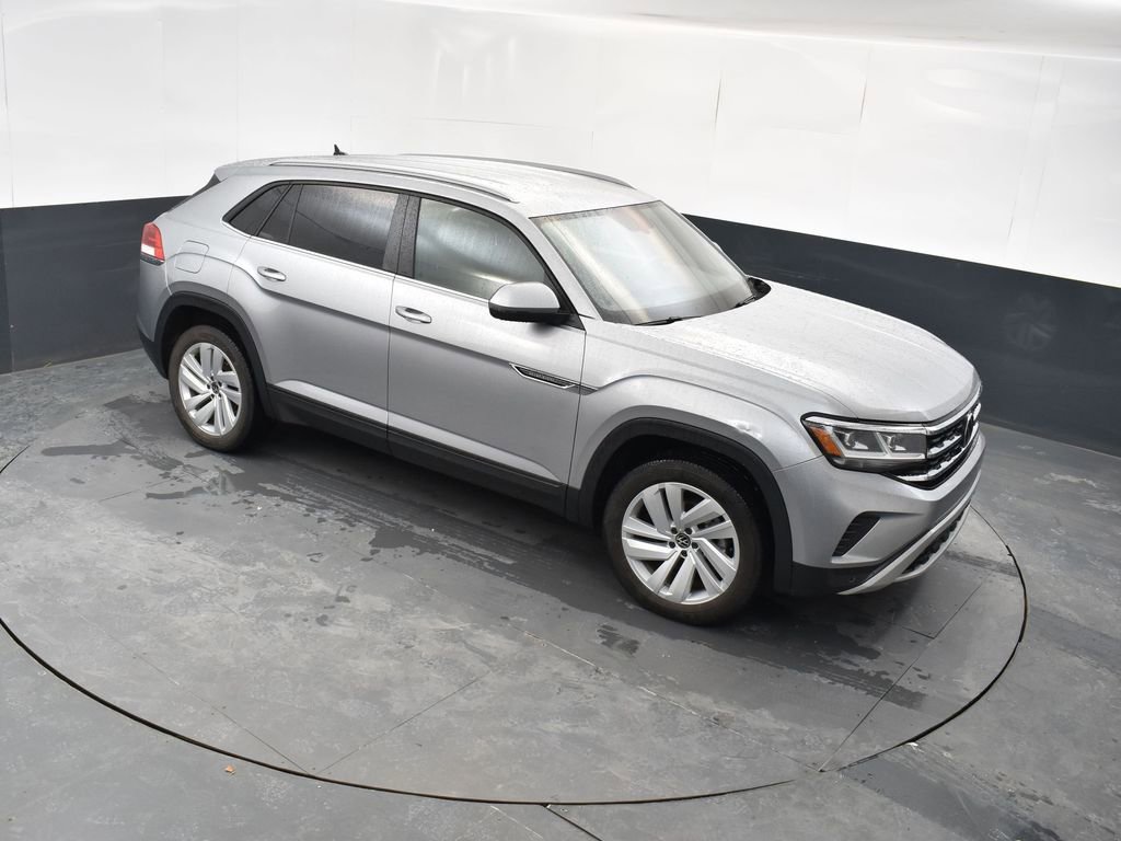 Used 2022 Volkswagen Atlas Cross Sport SE image 34