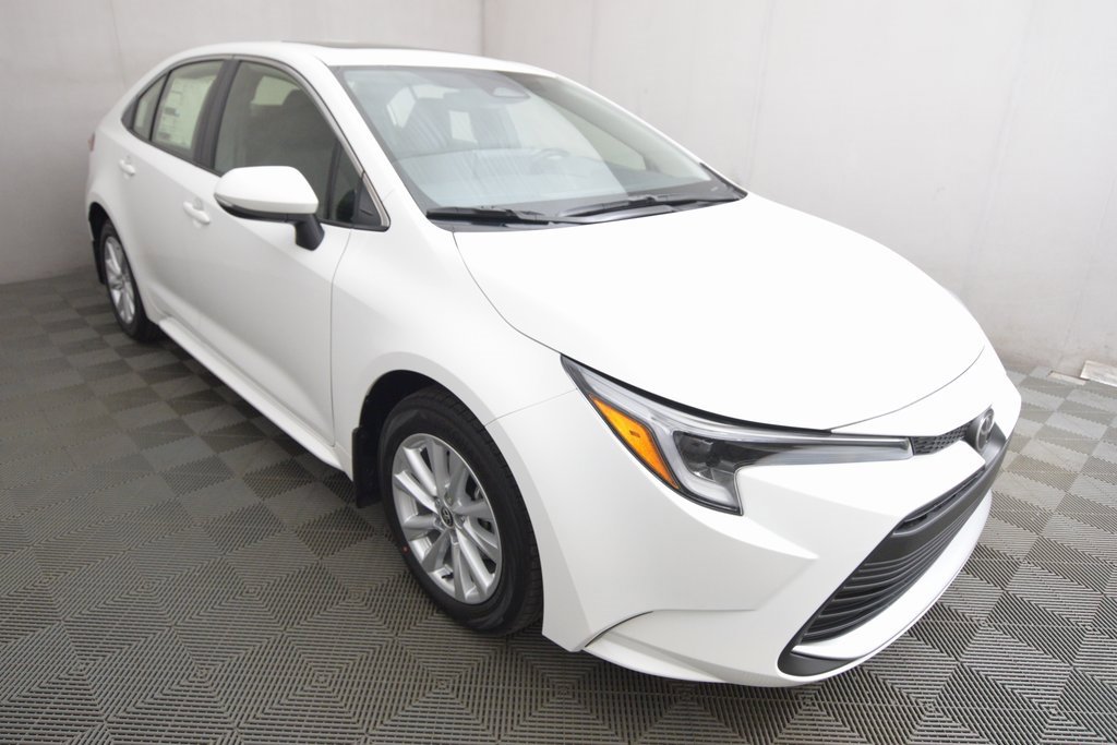 New 2026 Toyota Corolla XLE image 3