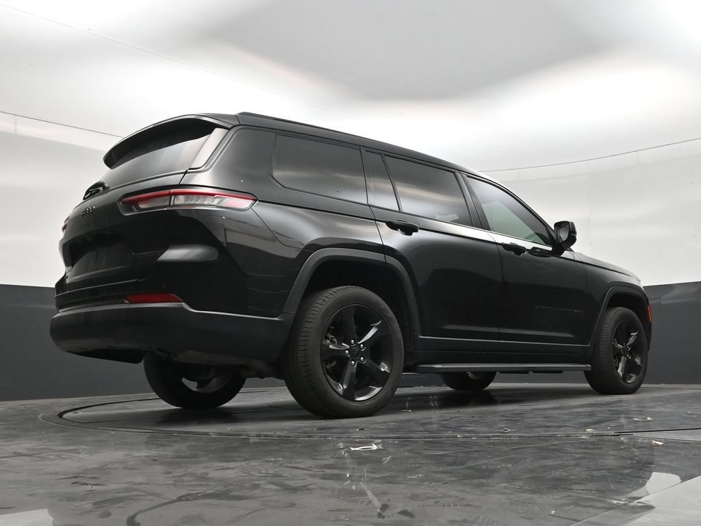 Used 2024 Jeep Grand Cherokee L Limited w/ Black Appearance Package AWD/4WD image 23