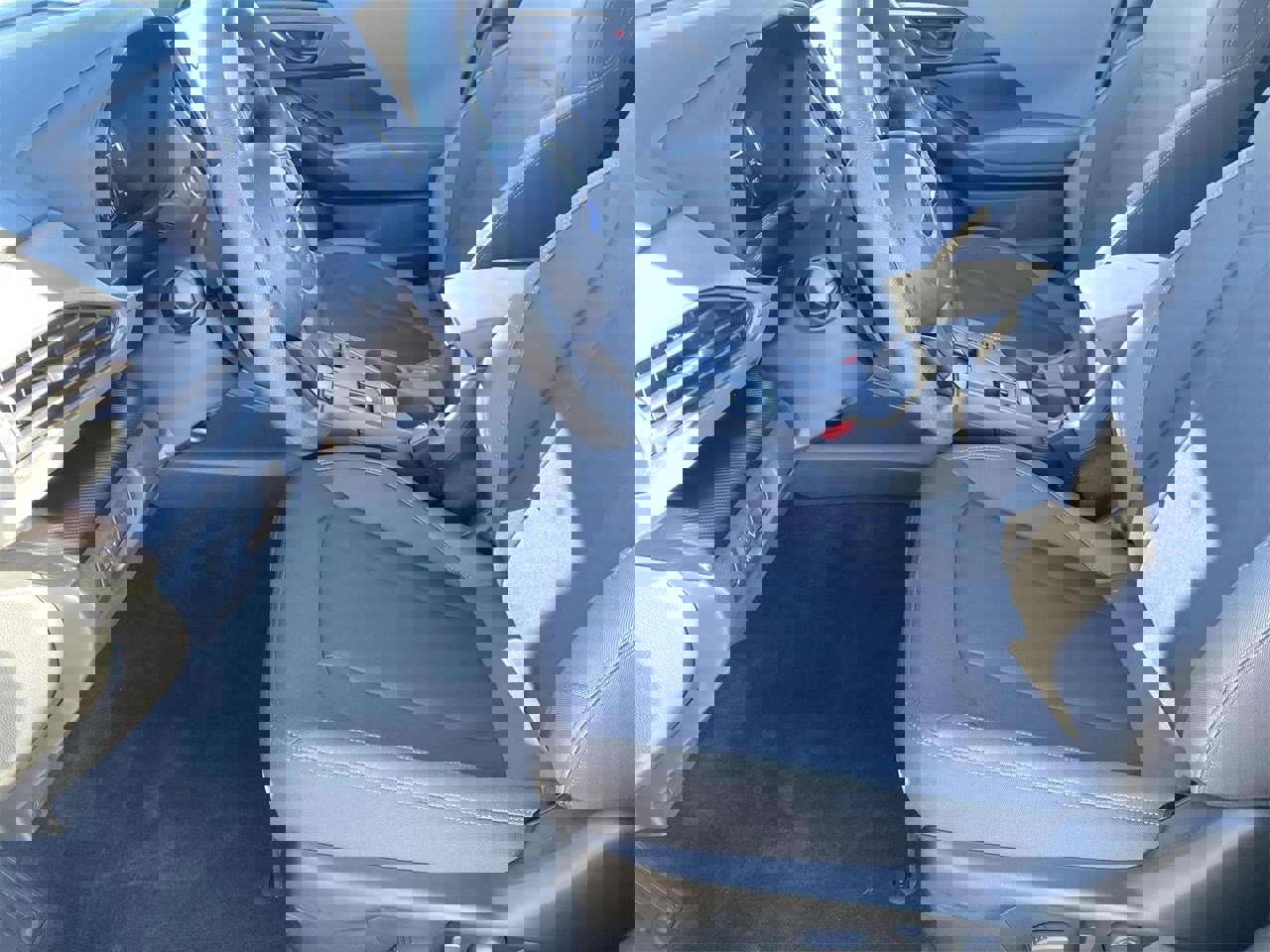 New 2025 Subaru Crosstrek 2.0i Premium image 15